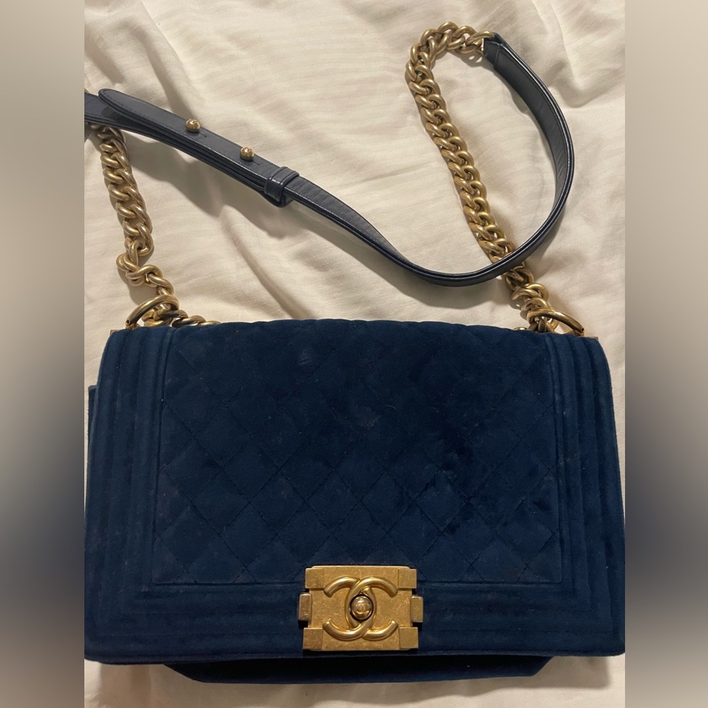 Chanel boy bag suede - Picture 2 of 4
